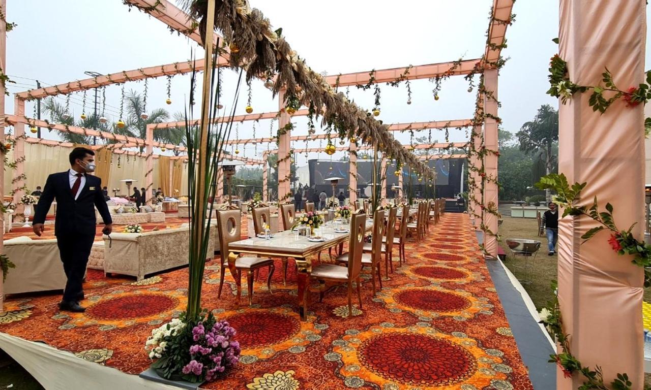 Bravura Gold Resort Meerut Exterior foto