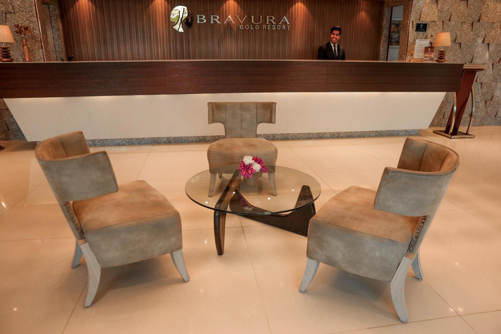 Bravura Gold Resort Meerut Exterior foto