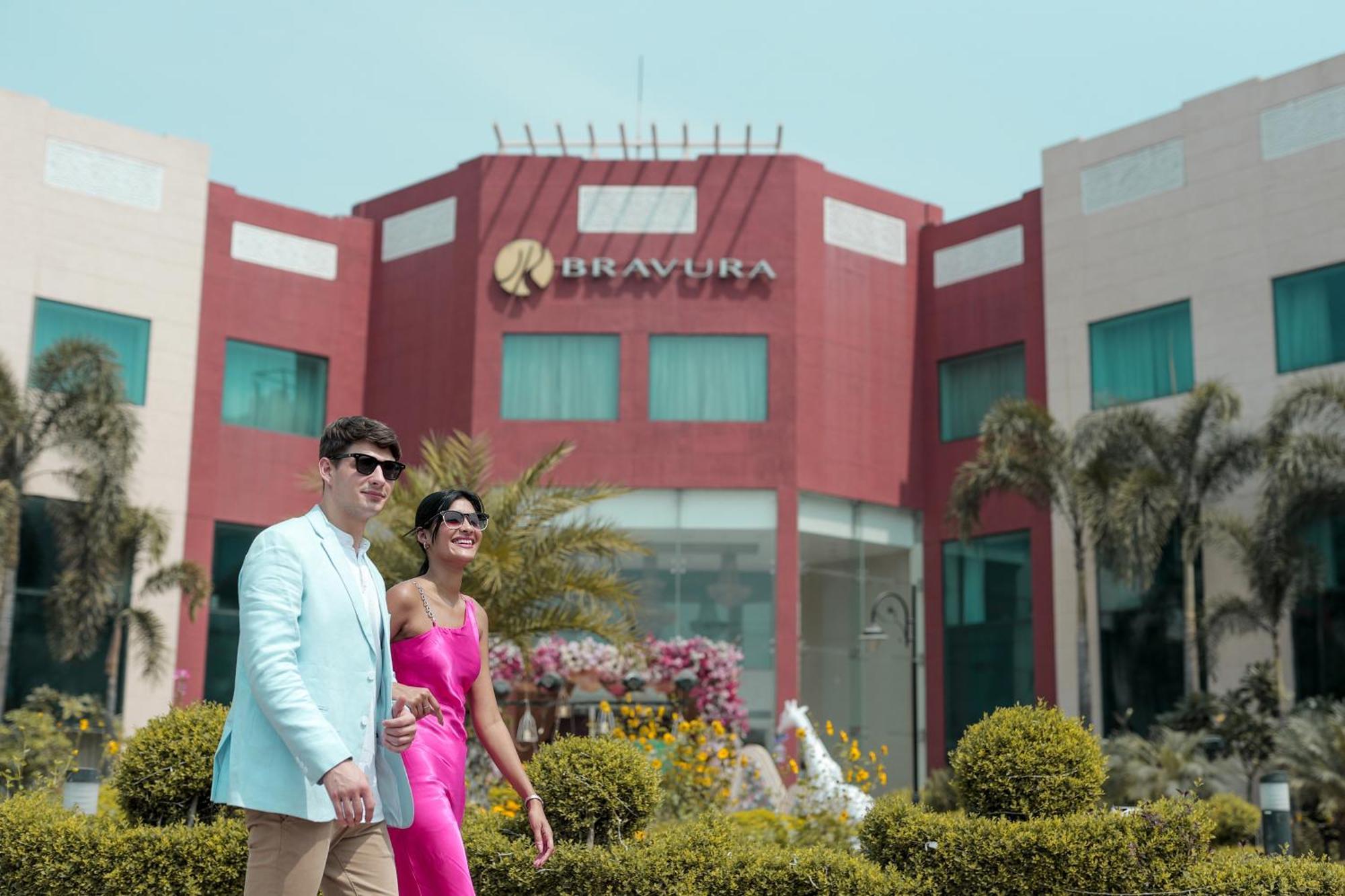 Bravura Gold Resort Meerut Exterior foto